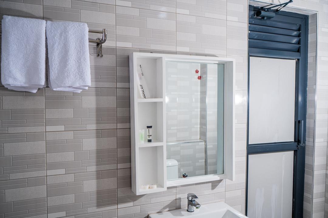 Executive Bathroom